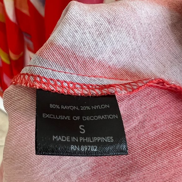 Woman multicolor blouse. Size Small - Picture 5 of 5